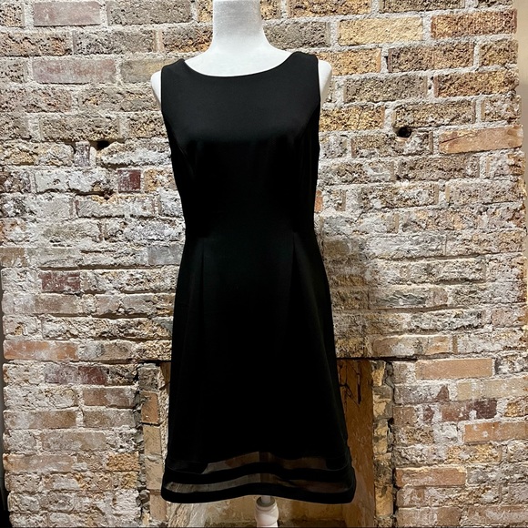 Tommy Hilfiger A line dress! - Picture 2 of 6